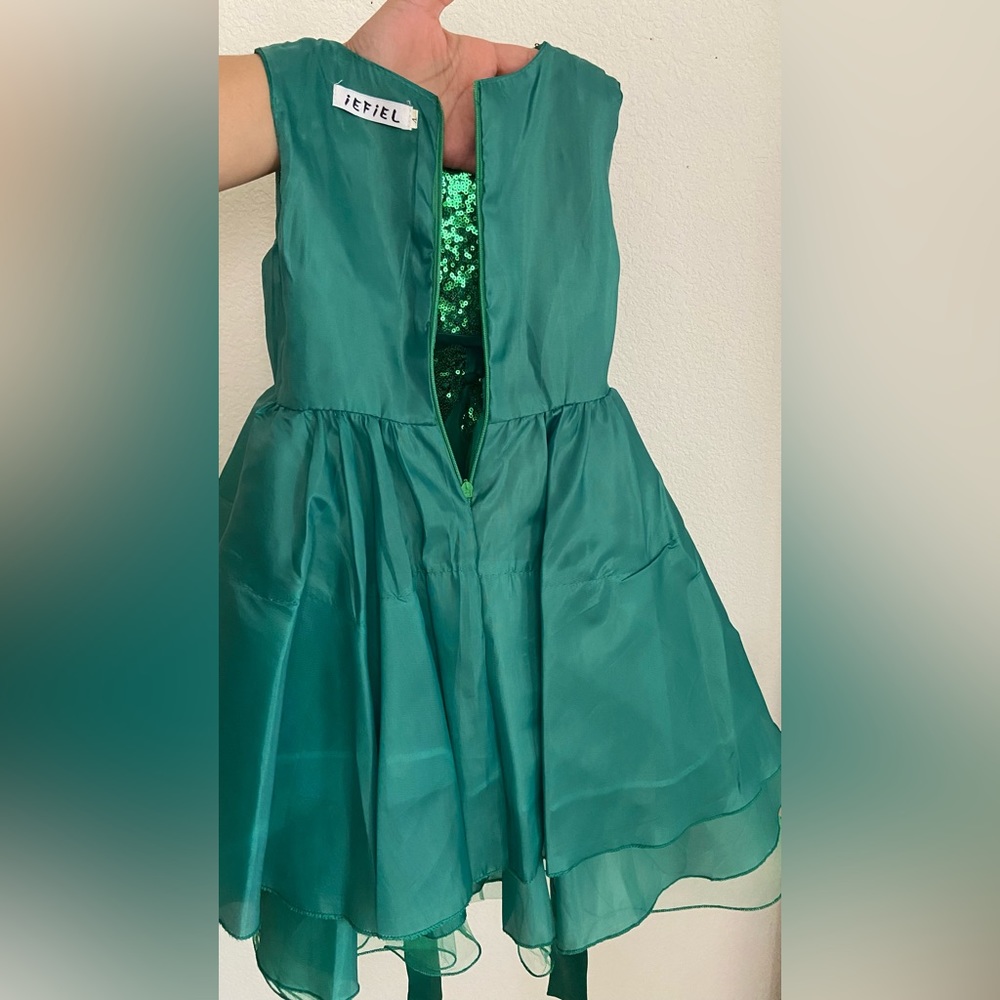 Dress for a 3-year-old, elegant and comfortable. Green color. - Picture 8 of 17